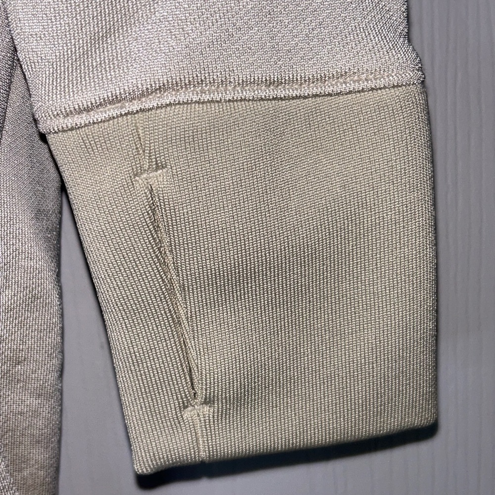 NWOT athleta triumph sweater tunic - Picture 3 of 9